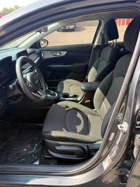 Kia Forte LXS IVT 2024