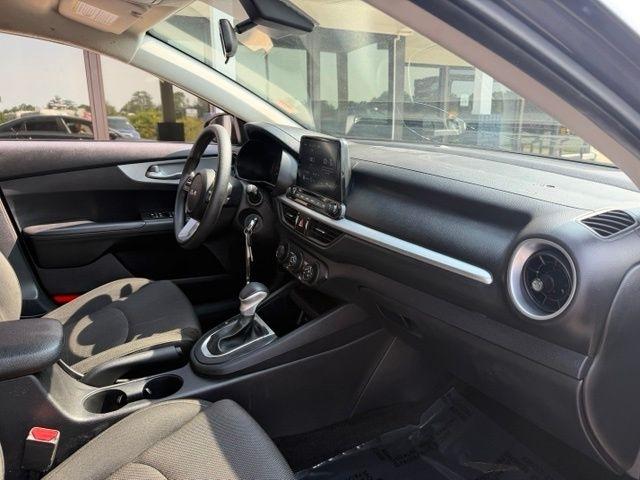 Kia Forte LXS IVT 2024