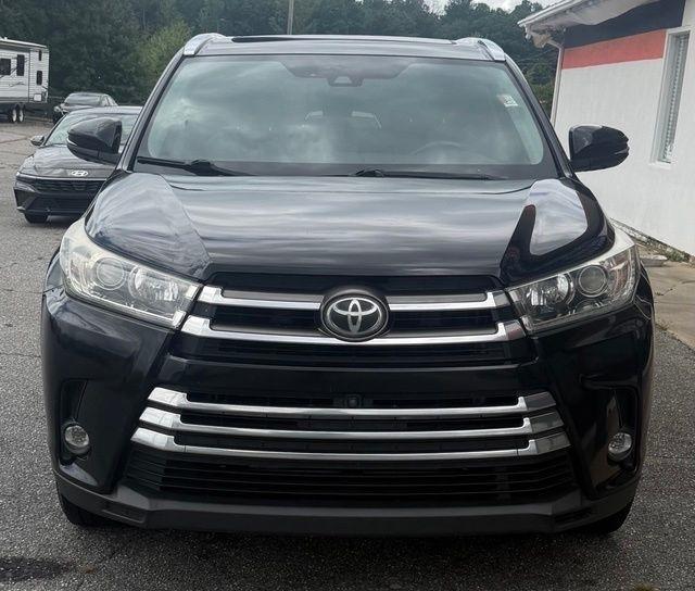 Toyota Highlander Limited V6 FWD (Natl) 2019