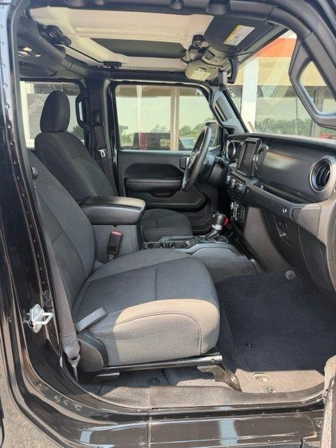 Jeep Gladiator Willys 4x4 2023