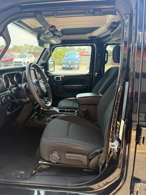 Jeep Gladiator Willys 4x4 2023