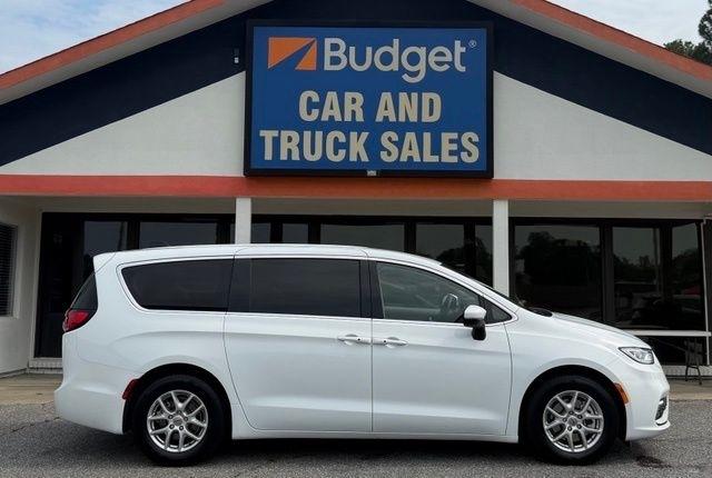 Chrysler Pacifica Touring L FWD 2023