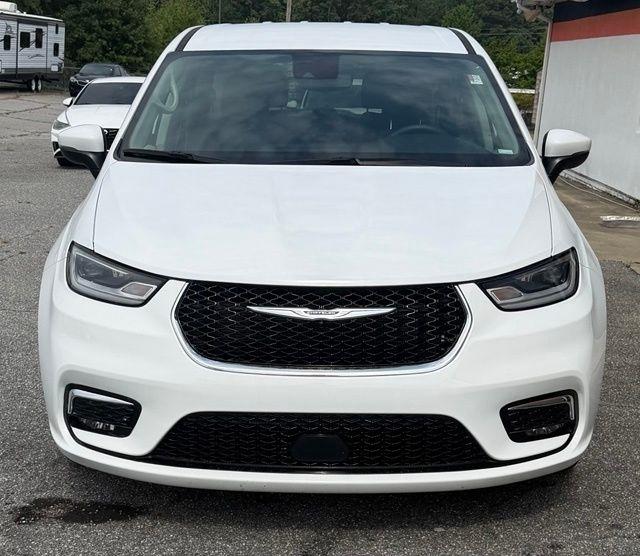 Chrysler Pacifica Touring L FWD 2023