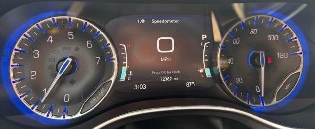 Chrysler Pacifica Touring L FWD 2023