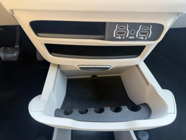 Chrysler Pacifica Touring L FWD 2023
