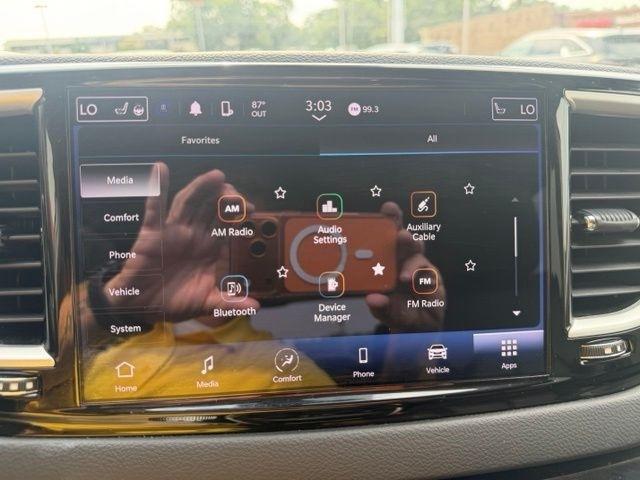 Chrysler Pacifica Touring L FWD 2023