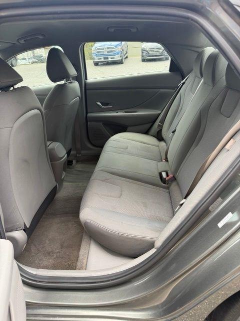Hyundai Elantra SE IVT 2024
