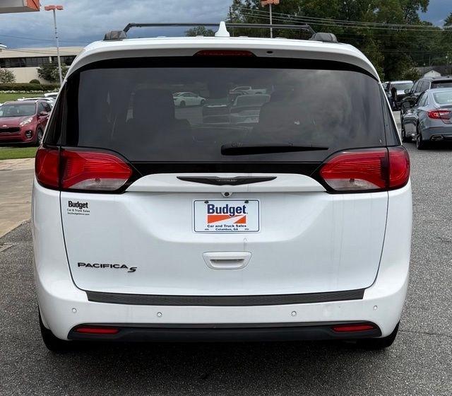 Chrysler Pacifica Touring L FWD 2019