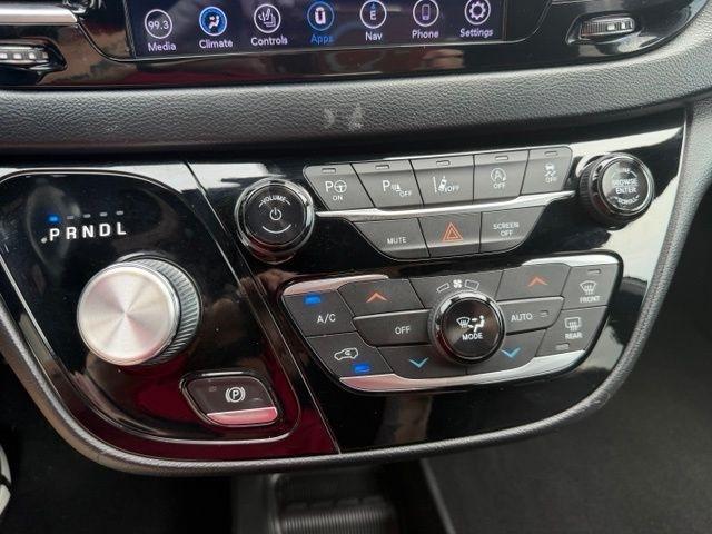 Chrysler Pacifica Touring L FWD 2019