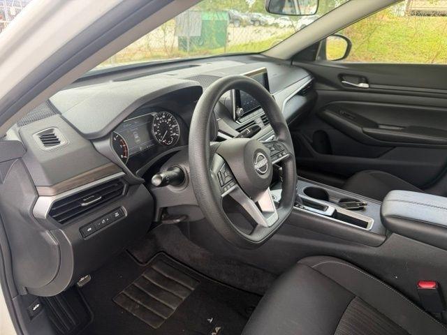 Nissan Altima SV FWD 2025