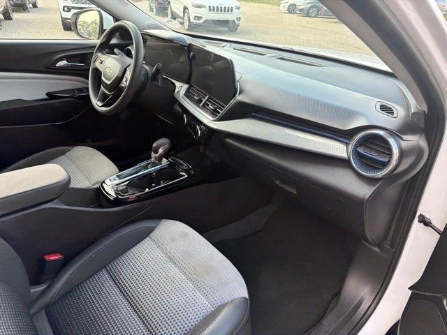 Chevrolet Trax FWD 4dr LT 2025