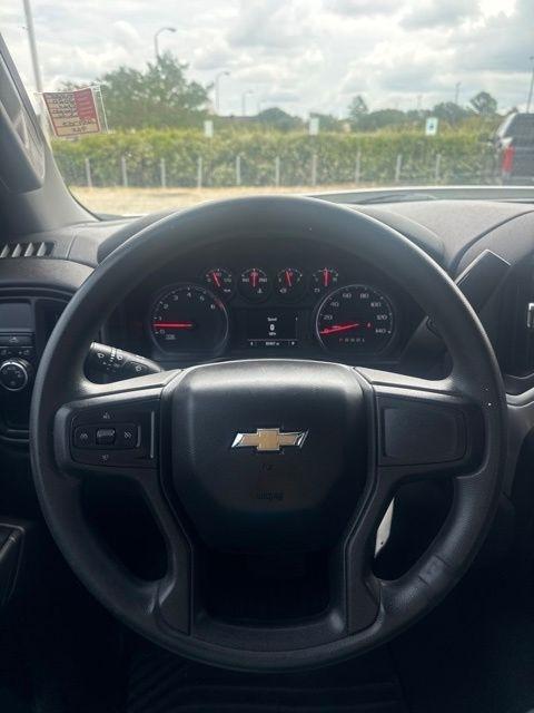Chevrolet Silverado 1500 2WD Crew Cab 147" Custom 2020