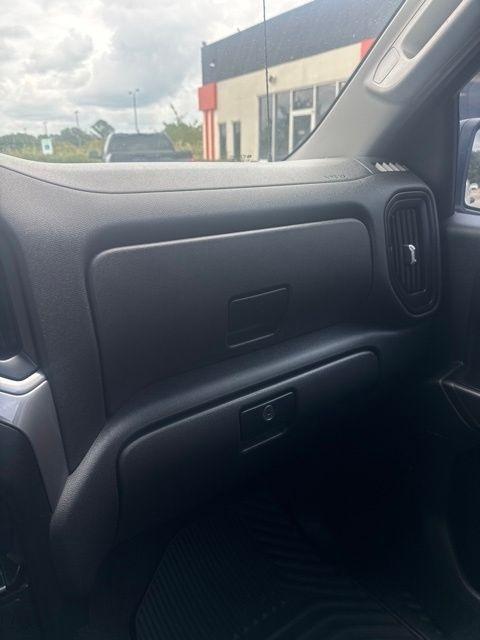 Chevrolet Silverado 1500 2WD Crew Cab 147" Custom 2020