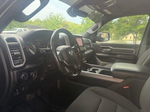 RAM 1500 Big Horn 4x2 Crew Cab 5'7" Box 2022