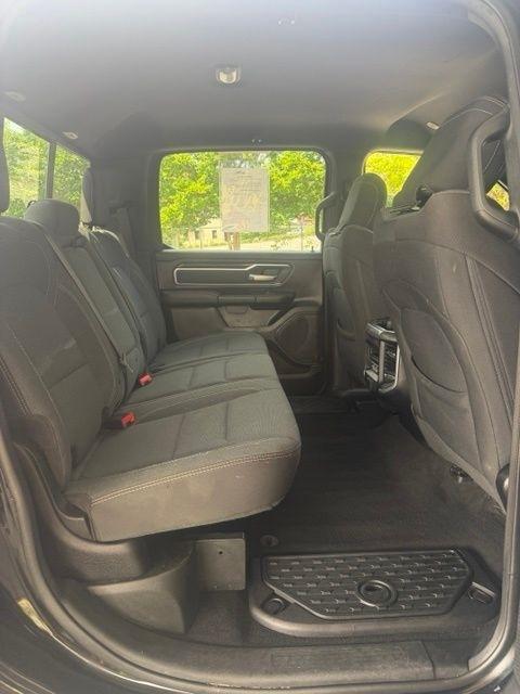 RAM 1500 Big Horn 4x2 Crew Cab 5'7" Box 2022