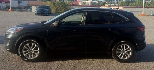 Ford Escape SE AWD 2022