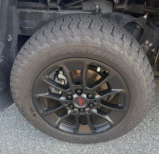 Toyota Tundra 4WD SR5 CrewMax 5.5' Bed (Natl) 2024