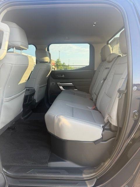 Toyota Tundra 4WD SR5 CrewMax 5.5' Bed (Natl) 2024