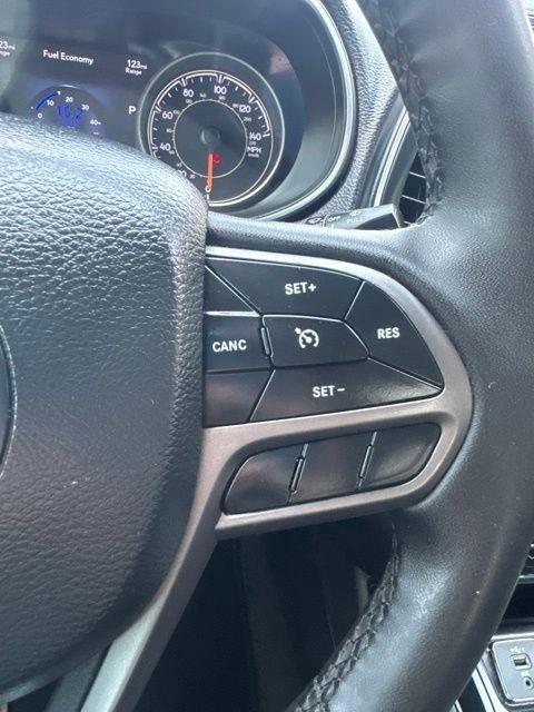 Jeep Cherokee Latitude Lux FWD 2022
