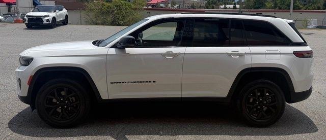 Jeep Grand Cherokee Altitude 4x2 2024
