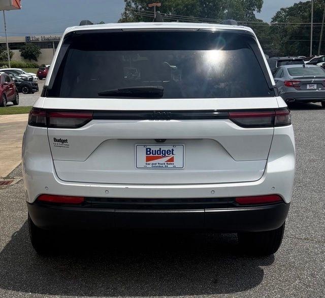 Jeep Grand Cherokee Altitude 4x2 2024