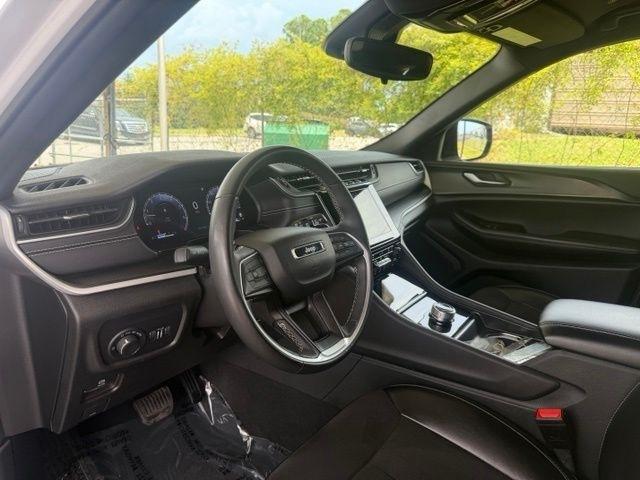 Jeep Grand Cherokee Altitude 4x2 2024