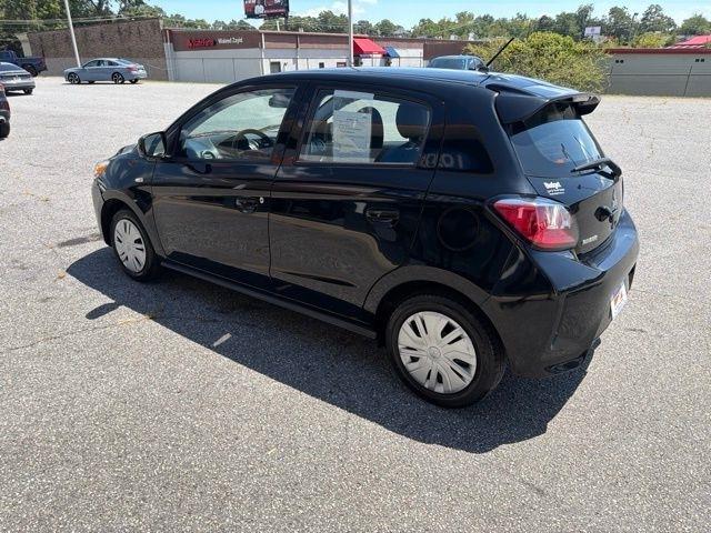 Mitsubishi Mirage ES CVT 2024