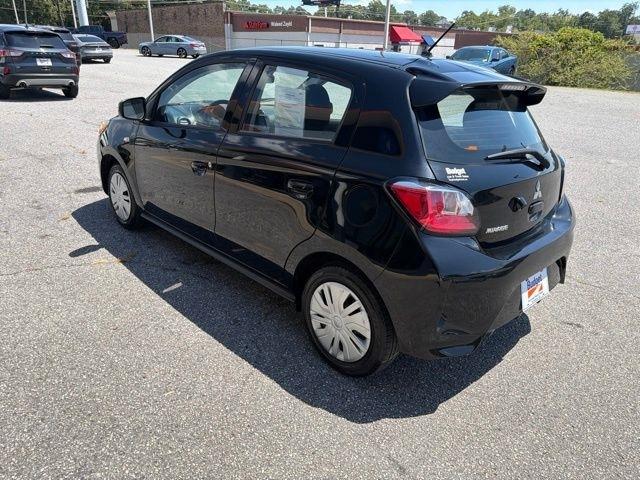Mitsubishi Mirage ES CVT 2024