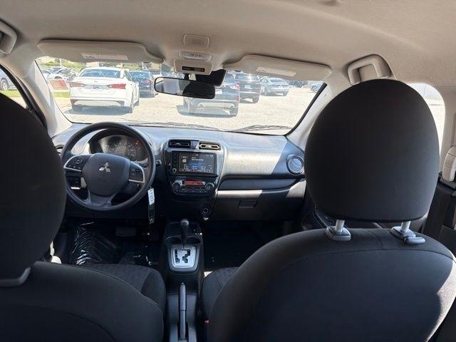 Mitsubishi Mirage ES CVT 2024