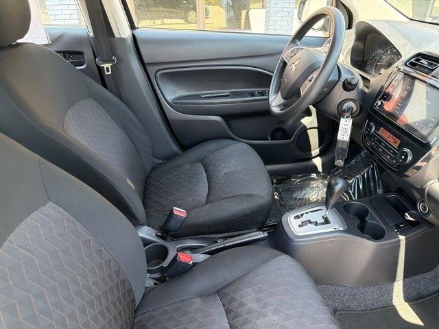Mitsubishi Mirage ES CVT 2024