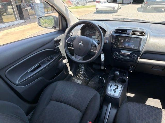 Mitsubishi Mirage ES CVT 2024