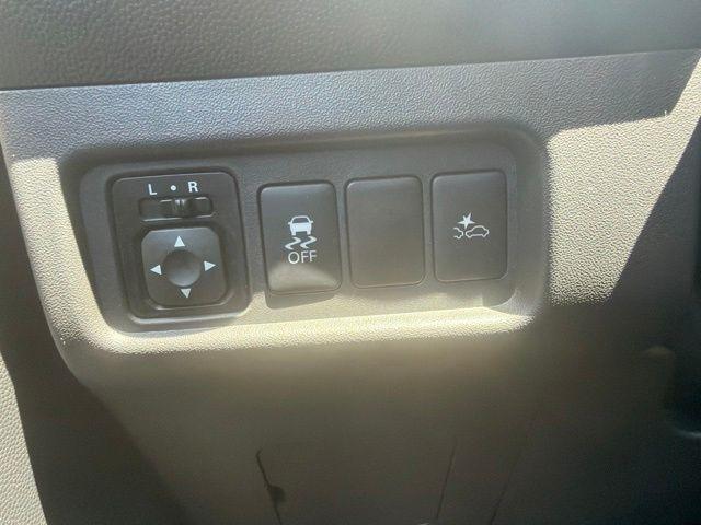 Mitsubishi Mirage ES CVT 2024