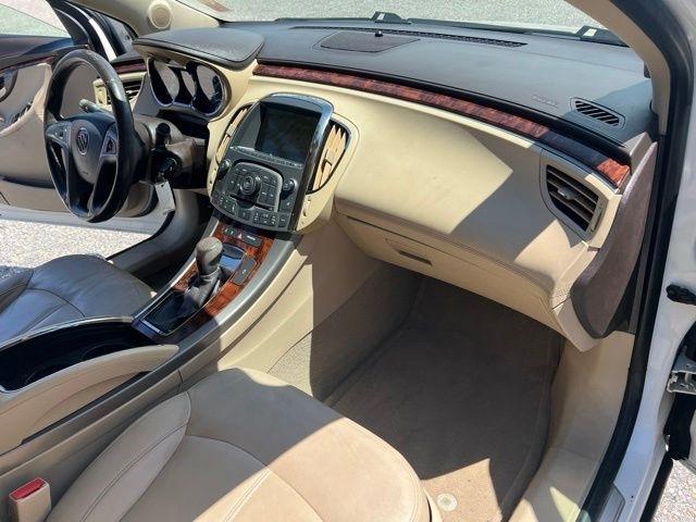 Buick LaCrosse 4dr Sdn Leather FWD 2012