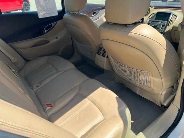 Buick LaCrosse 4dr Sdn Leather FWD 2012