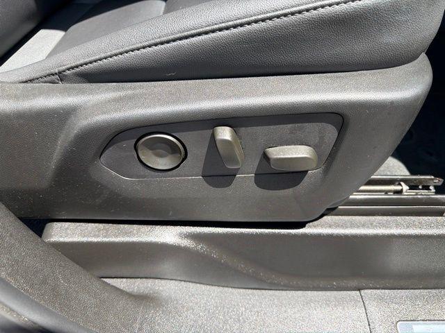 Chevrolet Tahoe 2WD 4dr LT 2024