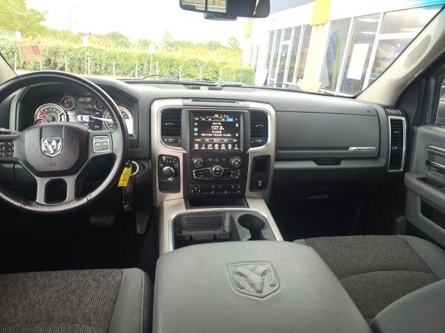 RAM 1500 2WD Crew Cab 140.5" Big Horn 2016