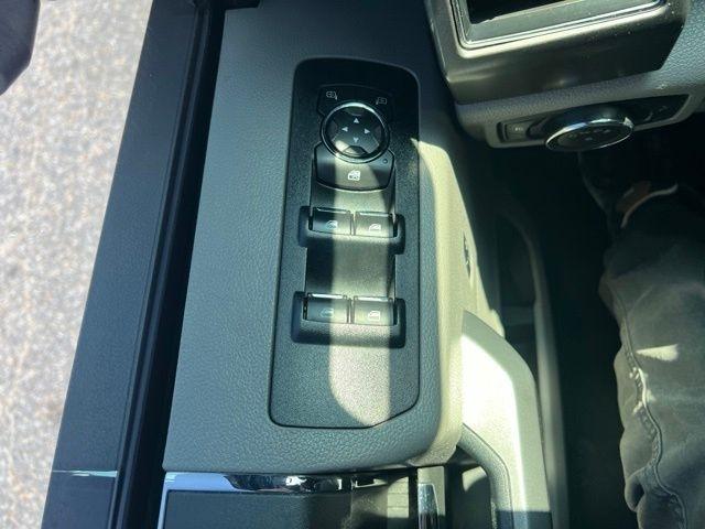 Ford F-150 King Ranch 2WD SuperCrew 5.5' Box 2017