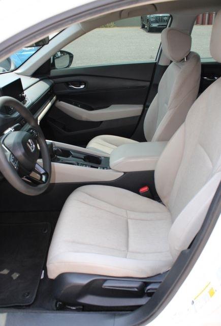 Honda Accord Sedan LX CVT 2025