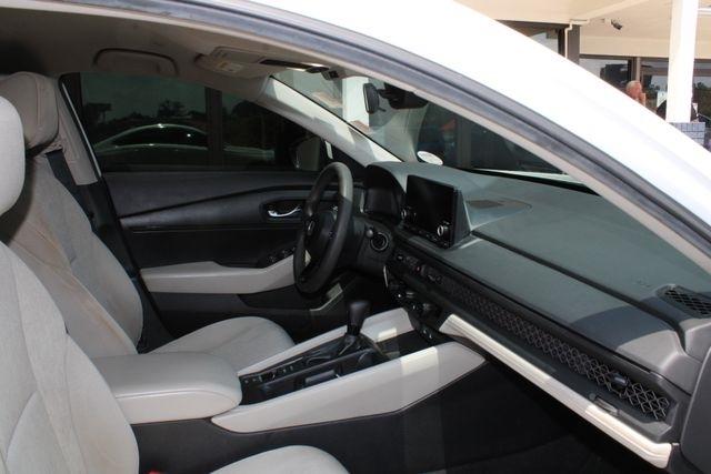 Honda Accord Sedan LX CVT 2025