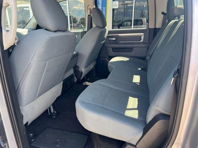 RAM 1500 Classic SLT 4x4 Crew Cab 6'4" Box 2019