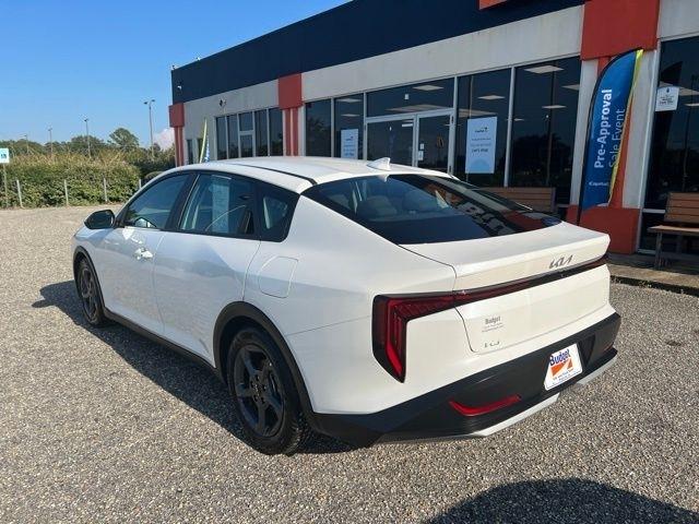 Kia K4 LXS FWD 2025