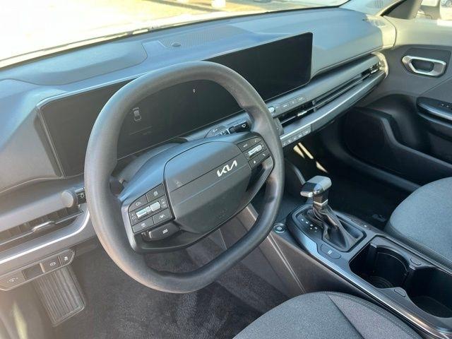Kia K4 LXS FWD 2025