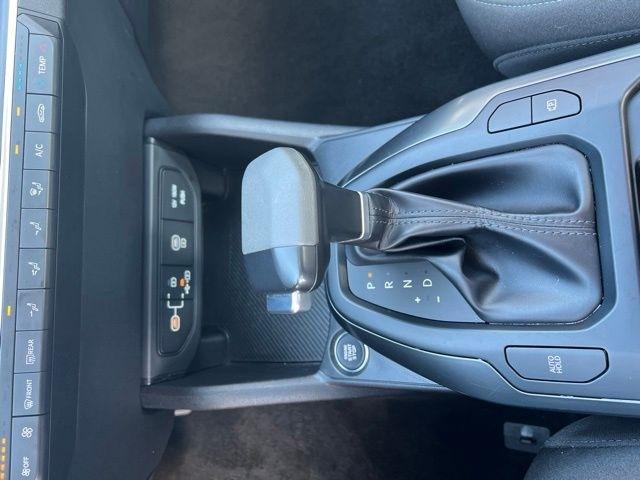 Kia K4 LXS FWD 2025