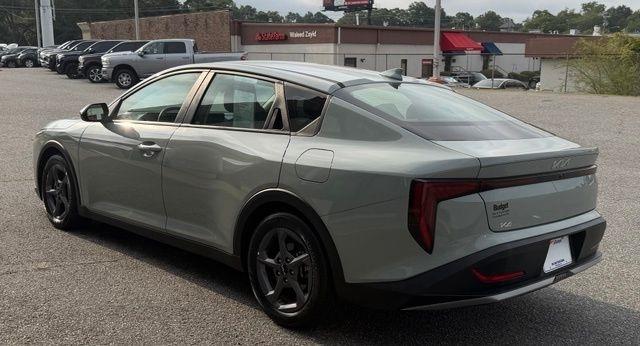 Kia K4 LXS FWD 2025
