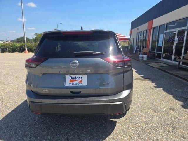 Nissan Rogue AWD SV 2025