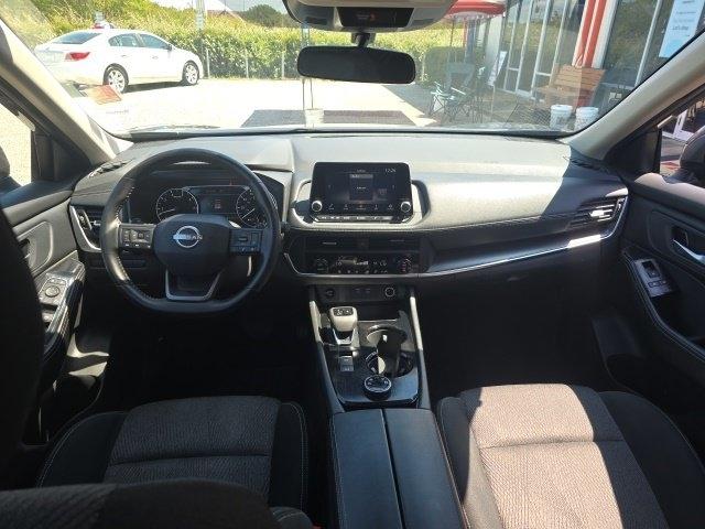 Nissan Rogue AWD SV 2025
