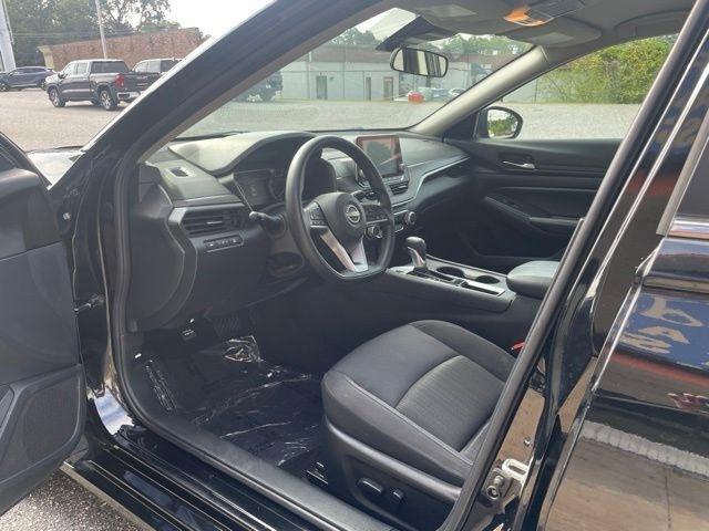 Nissan Altima SV FWD 2025