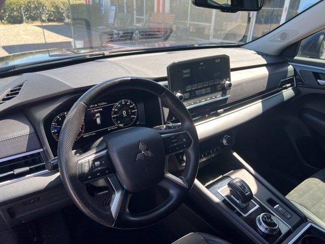 Mitsubishi Outlander SE FWD 2023