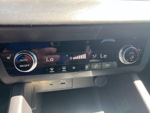 Mitsubishi Outlander SE FWD 2023