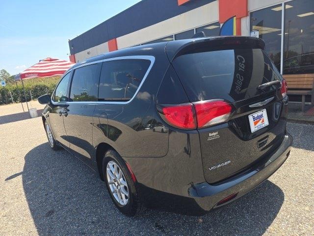 Chrysler Voyager LX FWD 2023